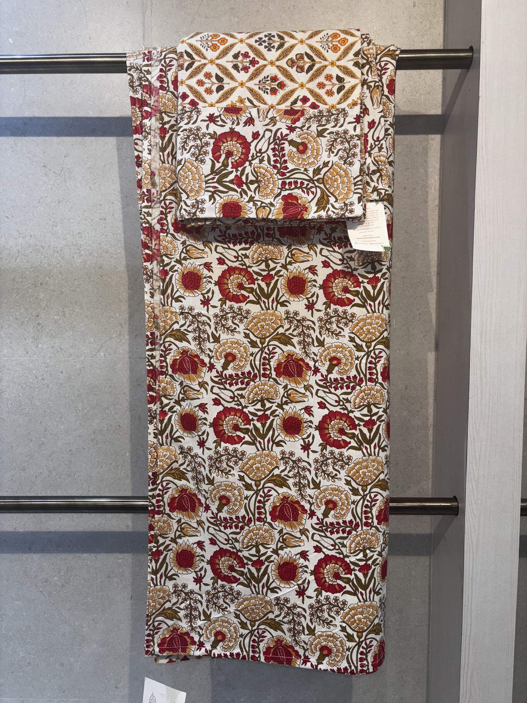 Gulnaar Edit King Size(108 x 108 Inches) Bedsheet (Red)- 125