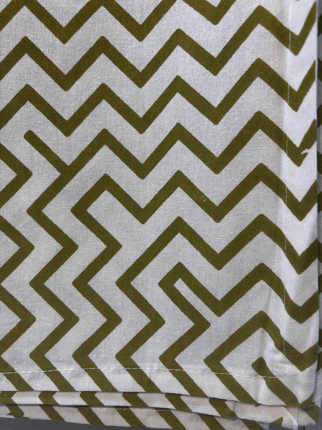 Gulnaar Royale King Size(108 x 108 Inches) Bedsheet (Yellow)- 128