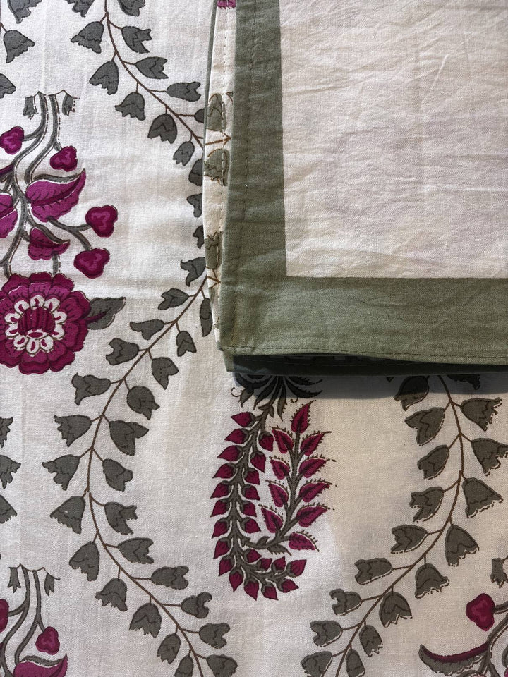 Gulnaar Royale King Size (108 x 108 Inches)Bedsheet (Maroon)- 131
