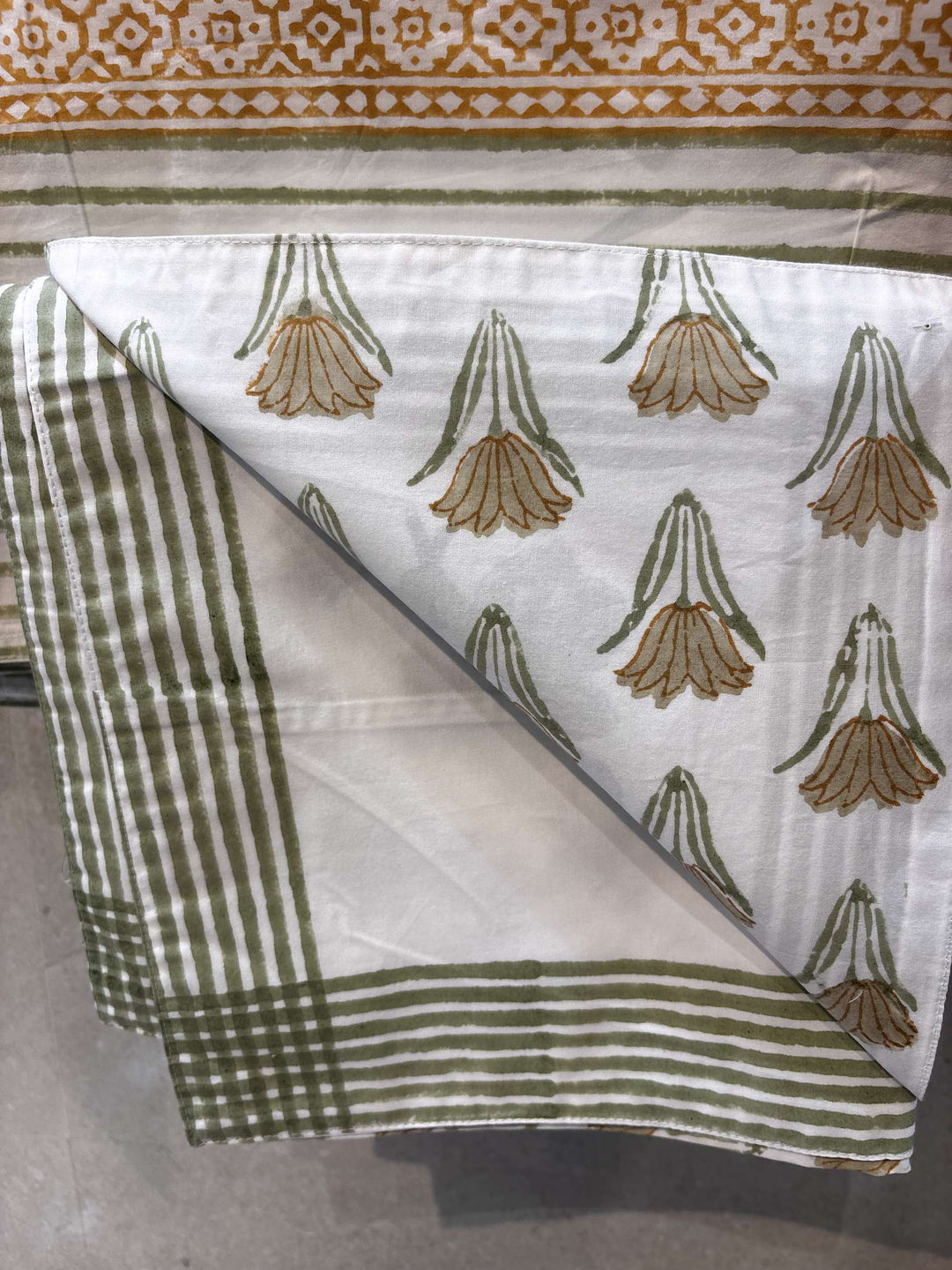 Gulnaar Edit Luxury King Size (108 x 108 Inches) Bedsheet(Green)- 137