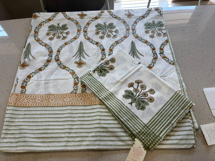 Gulnaar Edit Luxury King Size (108 x 108 Inches) Bedsheet(Green)- 137