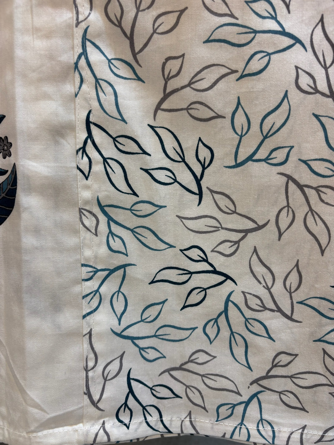Gulnaar Edit King Size(108 x 108 Inches) Bedsheet (Teal Blue)- 139