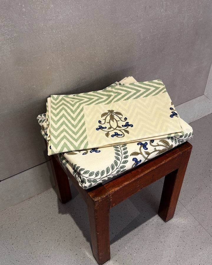 Gulnaar Royale Queen Size(90 x 108 Inches) Bedsheet (Green)- 104