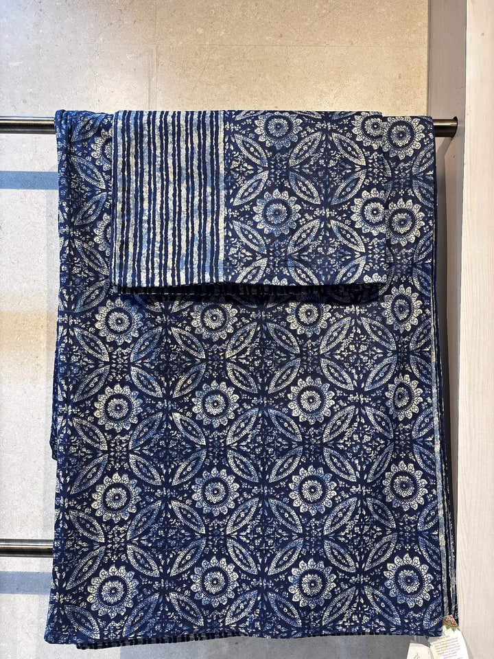 Gulnaar Royale Elite Queen Size (90 x 108 Inches) Bedsheet (Indigo)- 109