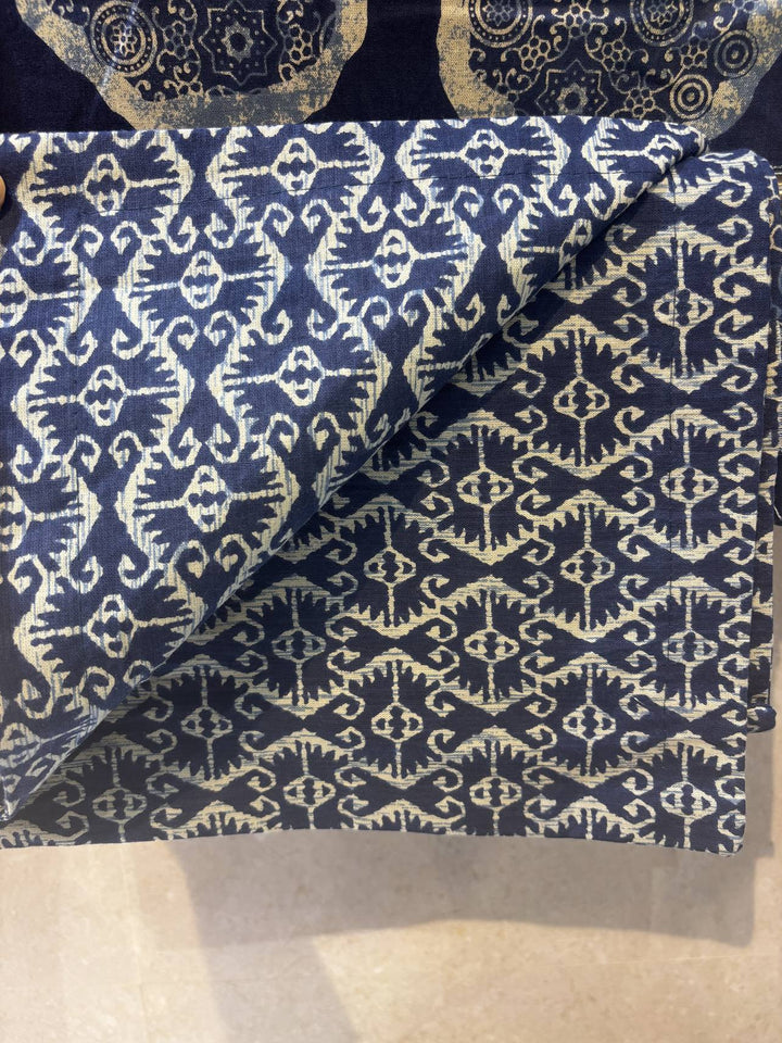 Gulnaar Royale Elite Queen Size (90 x 108 Inches)Indigo Bedsheet (Blue)- 110