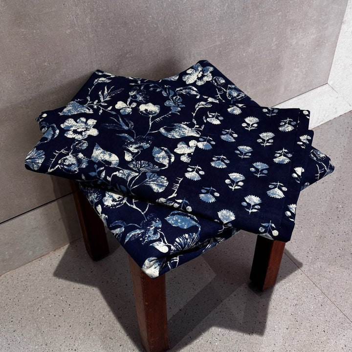 Gulnaar Royale Elite Queen Size (90 x 108 Inches) Bedsheet (Indigo)- 111