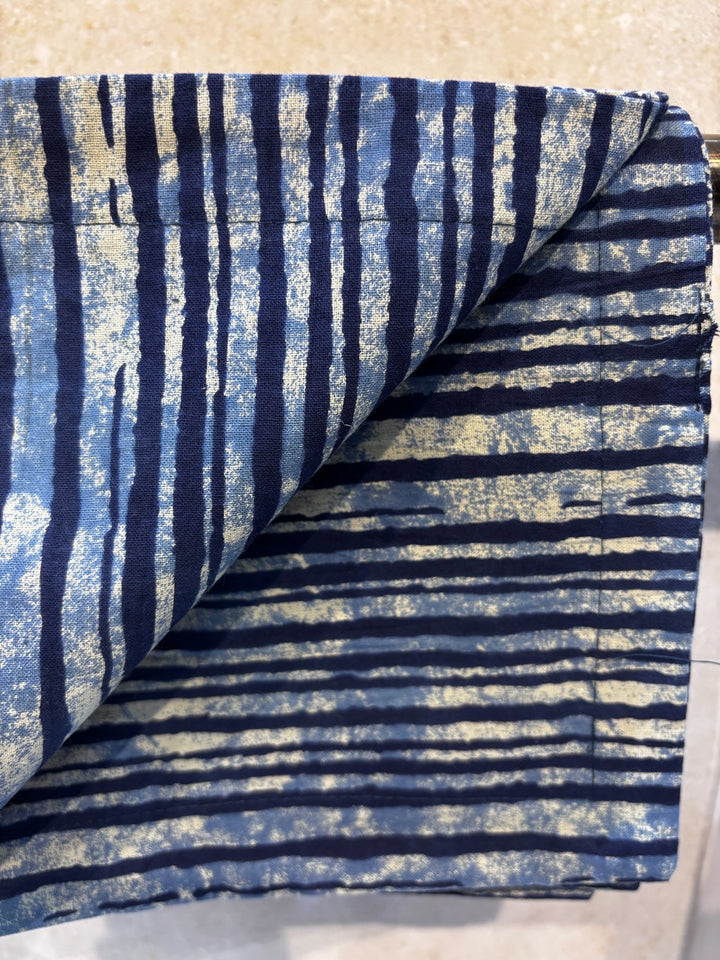 Gulnaar Royale Elite Queen Size (90 x 108 Inches) Bedsheet (Blue)- 109
