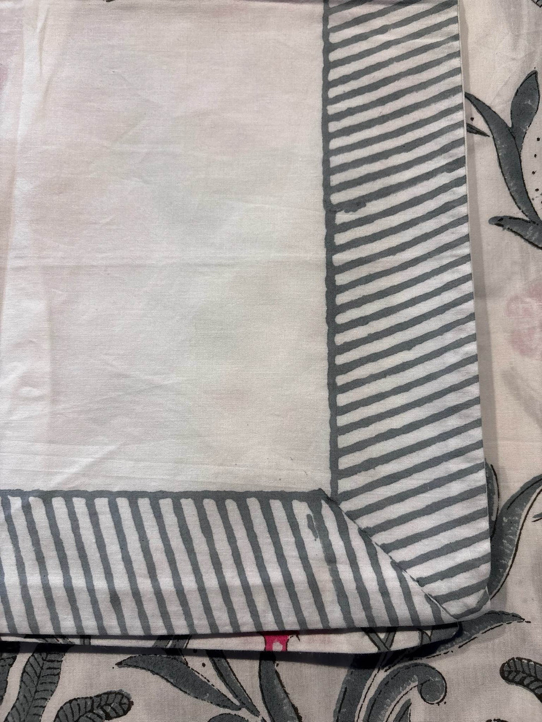 Gulnaar Edit Queen Size(90 x 108 Inches) Bedsheet (Multicolour)- 119