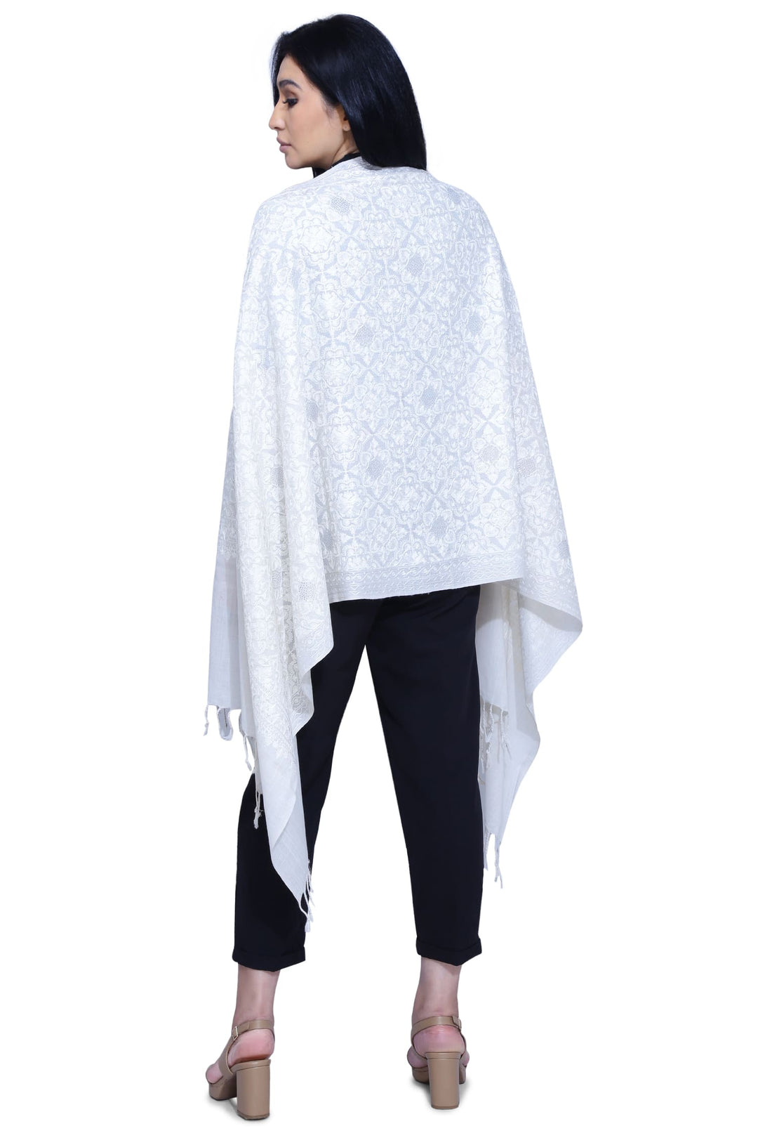 White Aari 100% Fine Wool Stole - 190