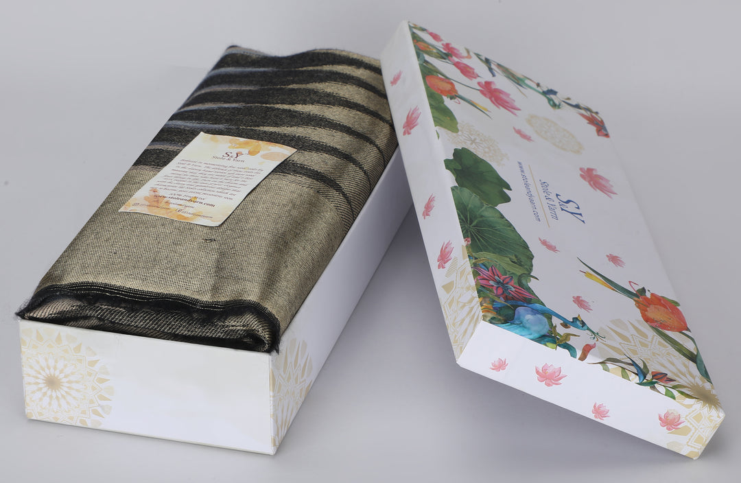 Black Zari Leheriya 100% Fine Wool Stole - Reversible- 365