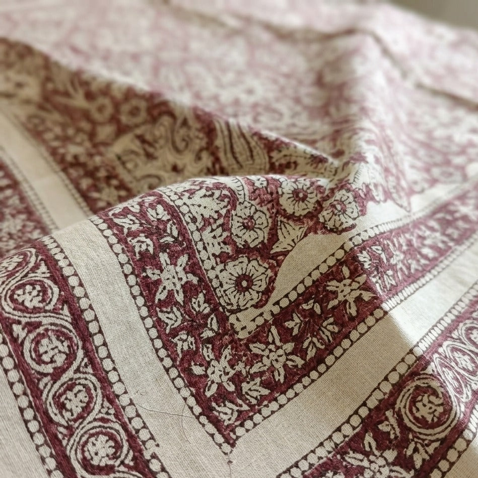Jaipuri 6 Seater Cotton Dining Table Cover(60 X 90 Inches) - SNY8179