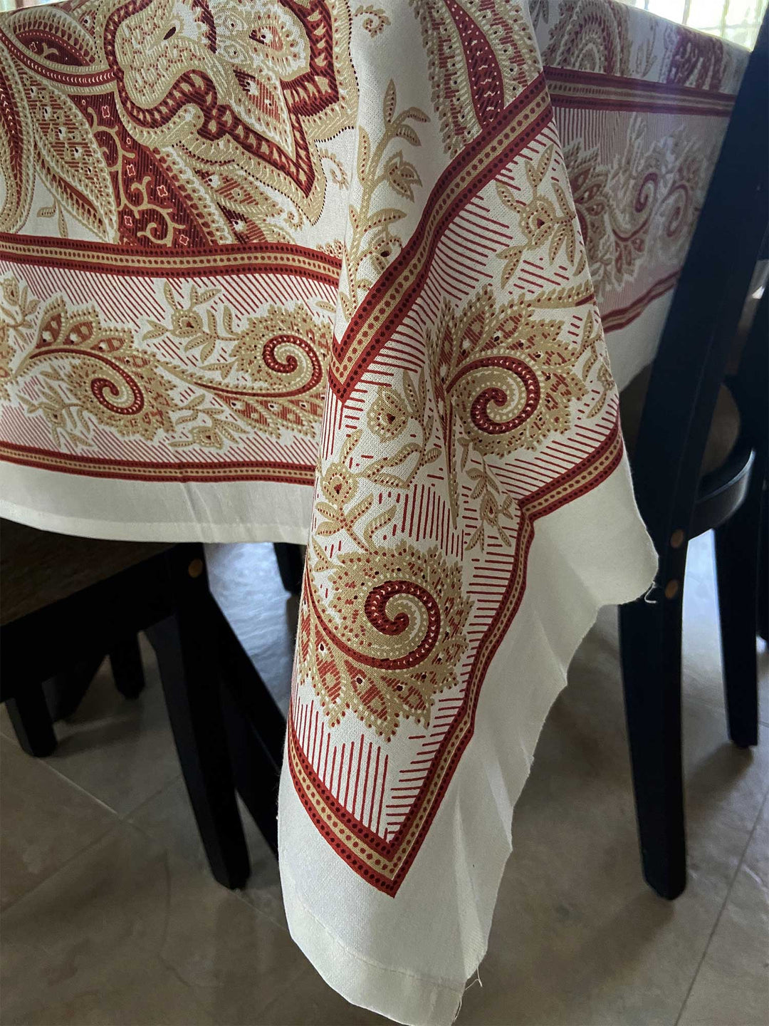 Jaipuri 6 Seater Cotton Table Cover  - 7908