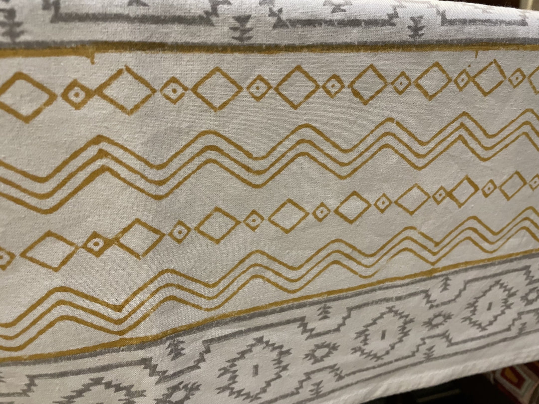 Jaipuri 4 Seater Cotton Table Cover(40 x 60 Inches) - 100