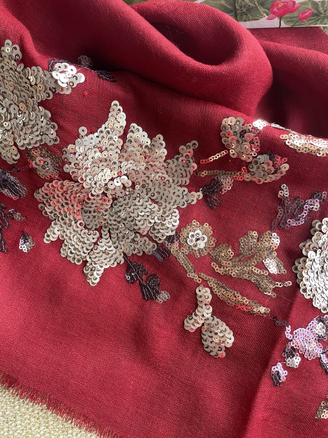 Red Floral Sequins Fine Wool Stole - 415