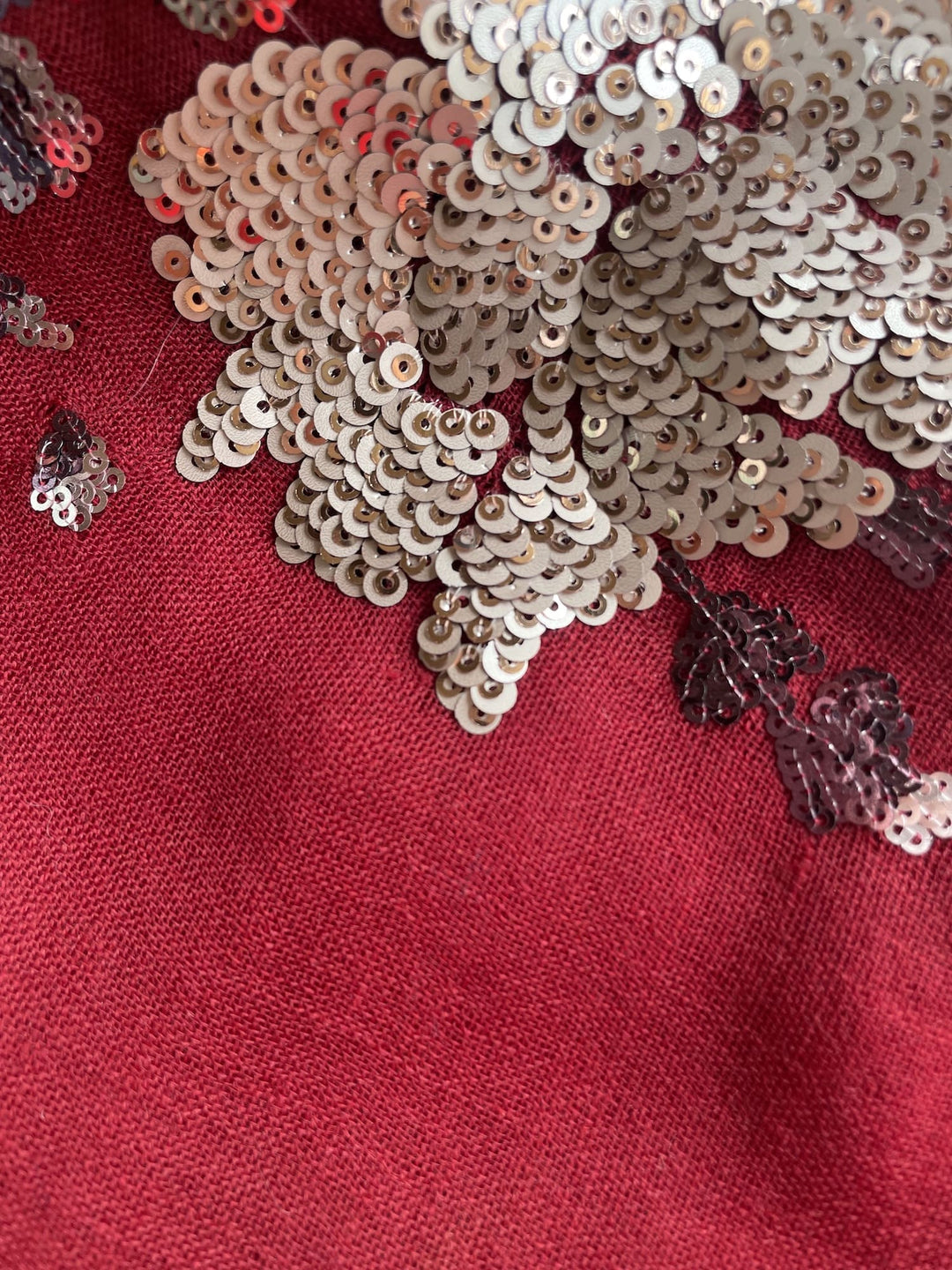 Red Floral Sequins Fine Wool Stole - 415